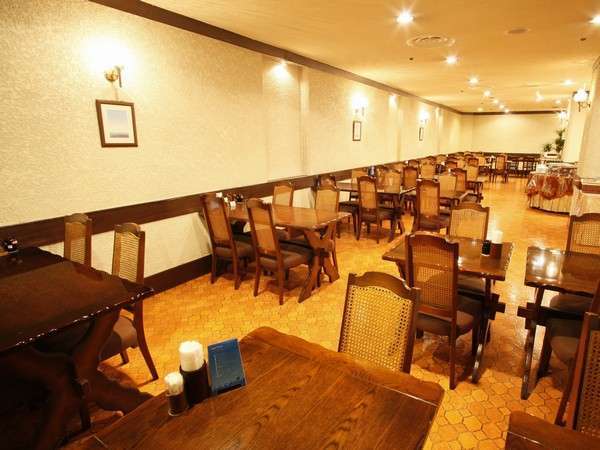 Restaurant/Dining